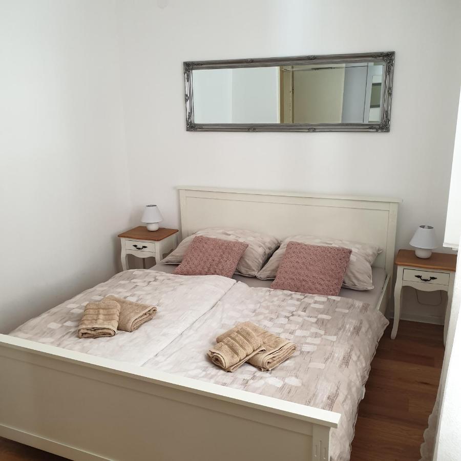 D&M Apartment Sibenik - An Apartment In The Heart Of The Old Town Exterior foto
